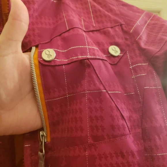 Jacket - Picture 10 of 11